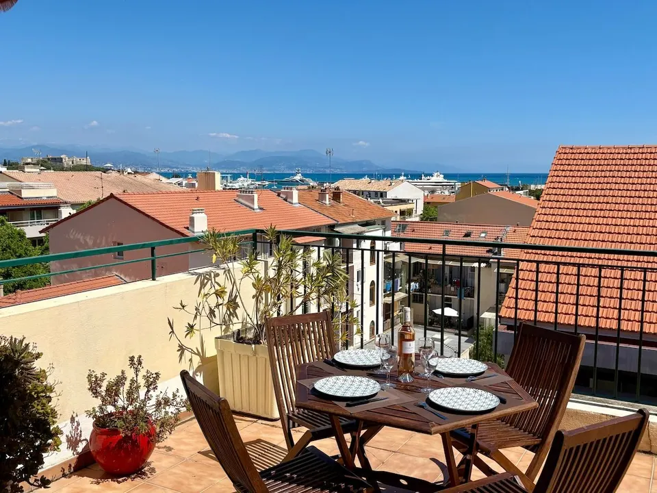 La Perle d'Antibes (Vue mer & montagne), photo de couverture
